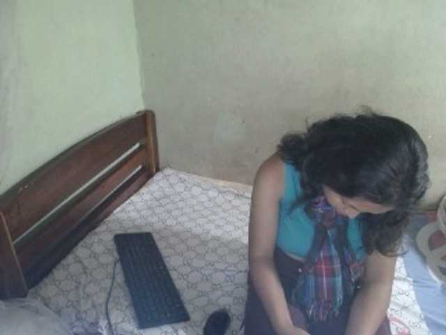 AmeliaHot