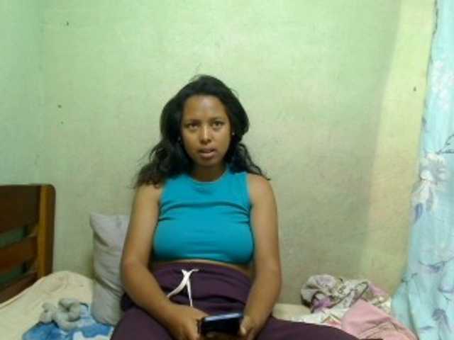 AmeliaHot live cam on BongaCams