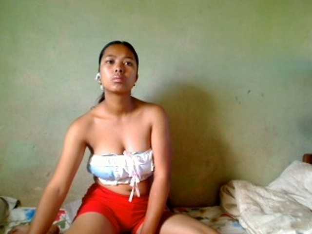 AmeliaHot