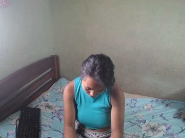 AmeliaHot