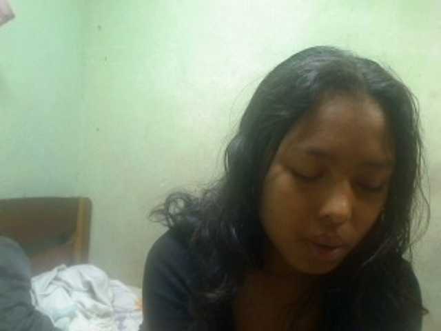 AmeliaHot