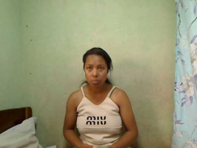 AmeliaHot live cam on BongaCams