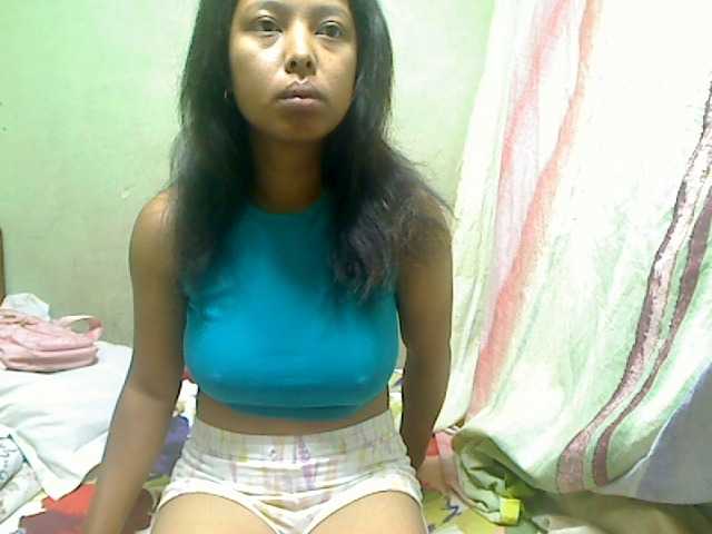 AmeliaHot
