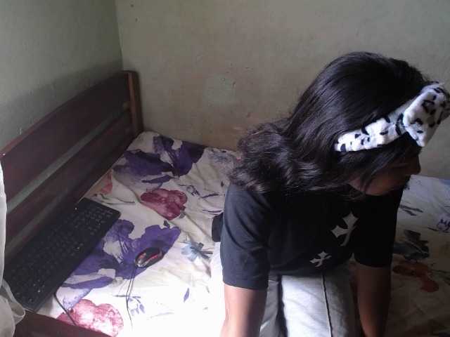 AmeliaHot