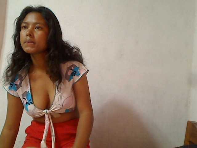 AmeliaHot live cam on BongaCams