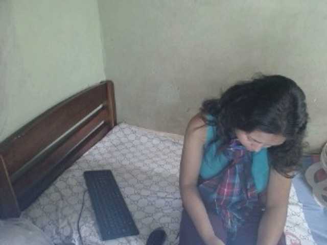 AmeliaHot