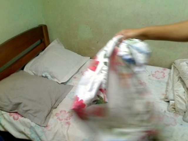 AmeliaHot