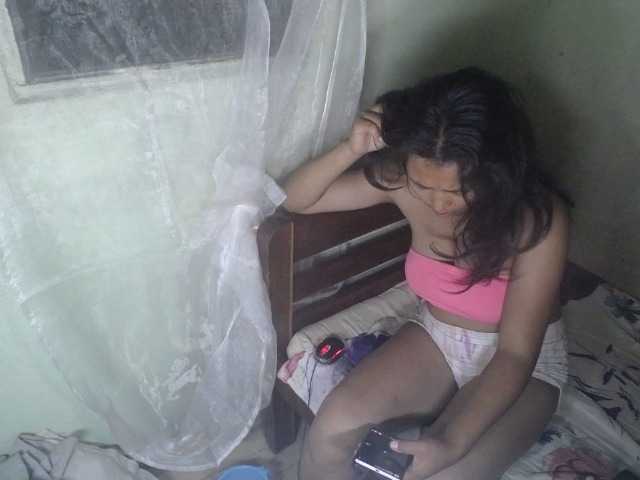 AmeliaHot