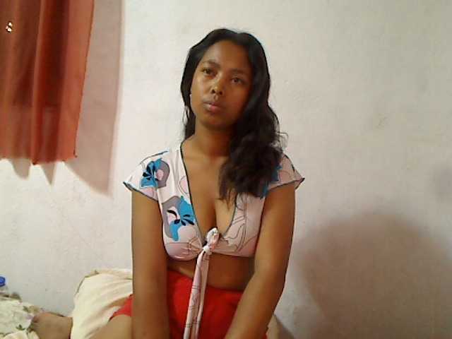 AmeliaHot