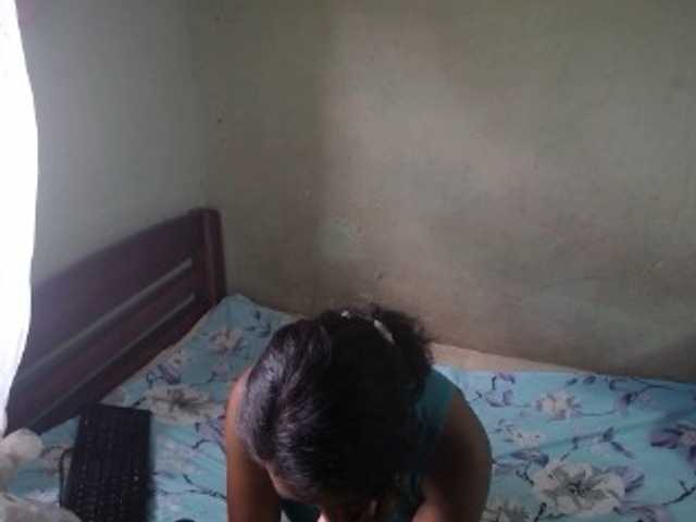 AmeliaHot