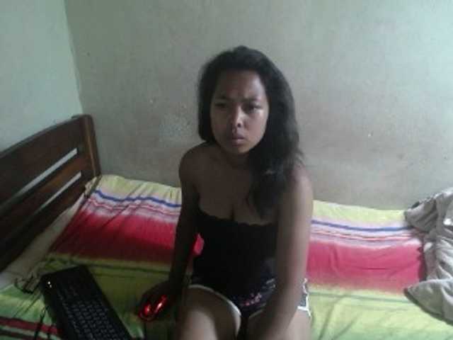 AmeliaHot
