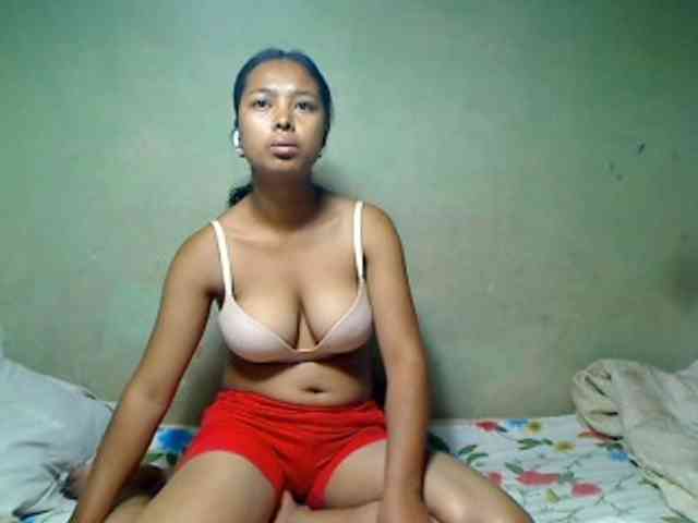 Modèle: AmeliaHot