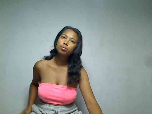 AmeliaHot