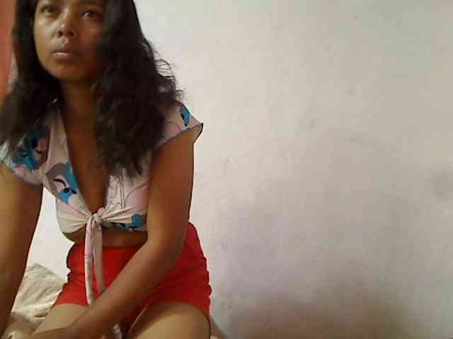 AmeliaHot