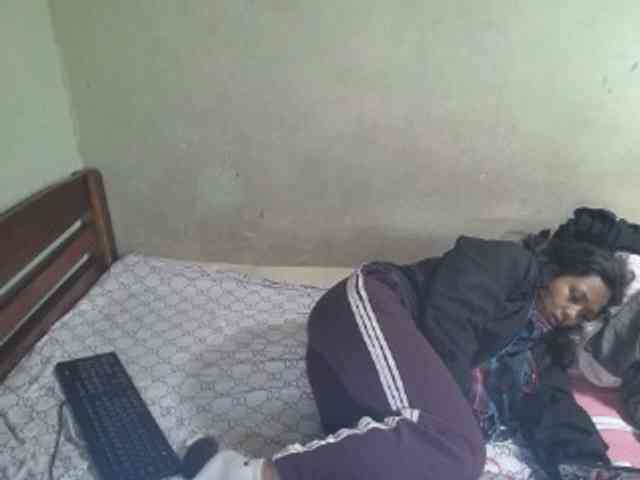 AmeliaHot webcam