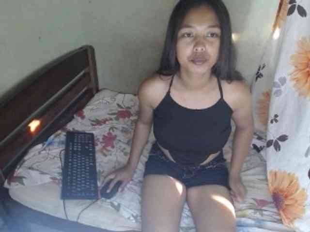 AmeliaHot