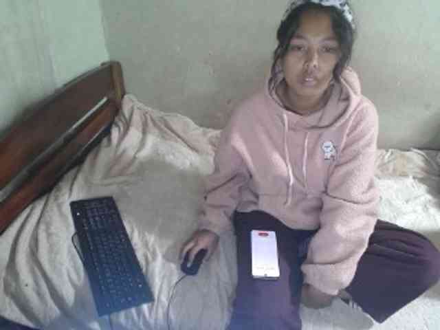 AmeliaHot