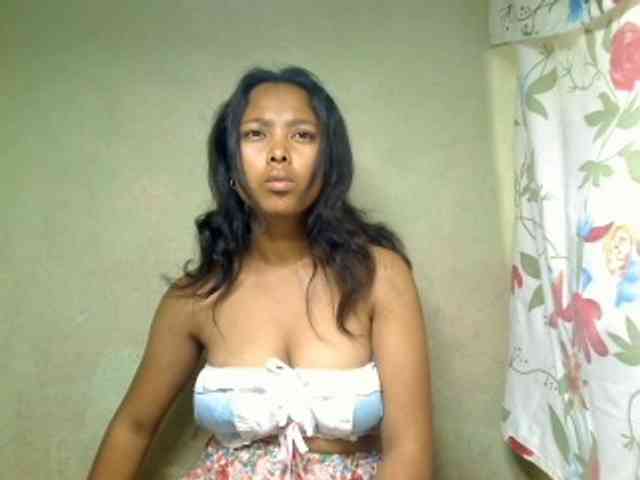 AmeliaHot