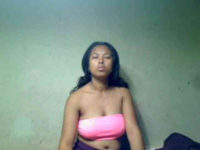 AmeliaHot