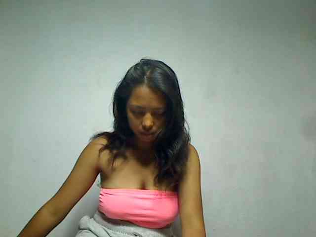 AmeliaHot