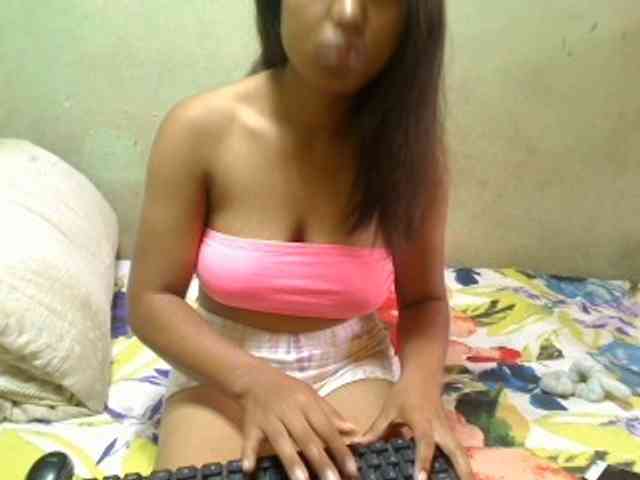 AmeliaHot