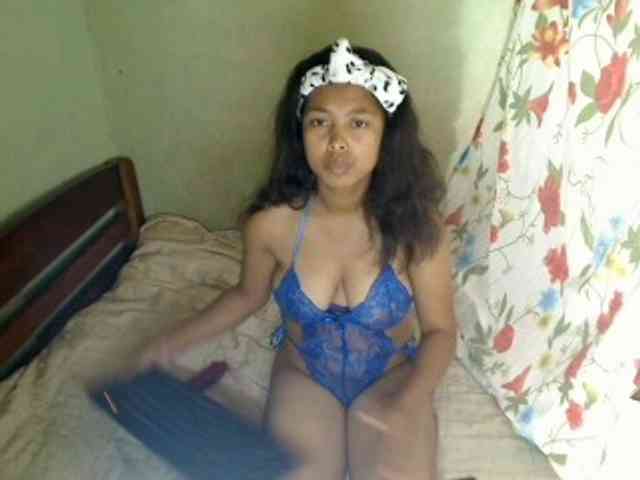 AmeliaHot webcam