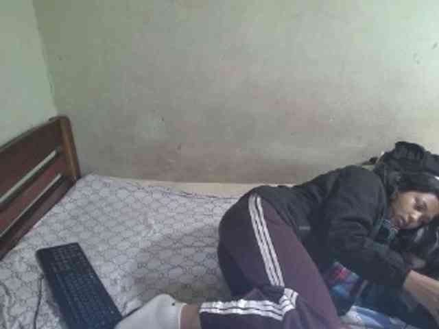 AmeliaHot webcam