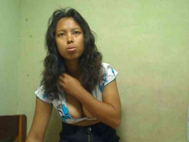 AmeliaHot