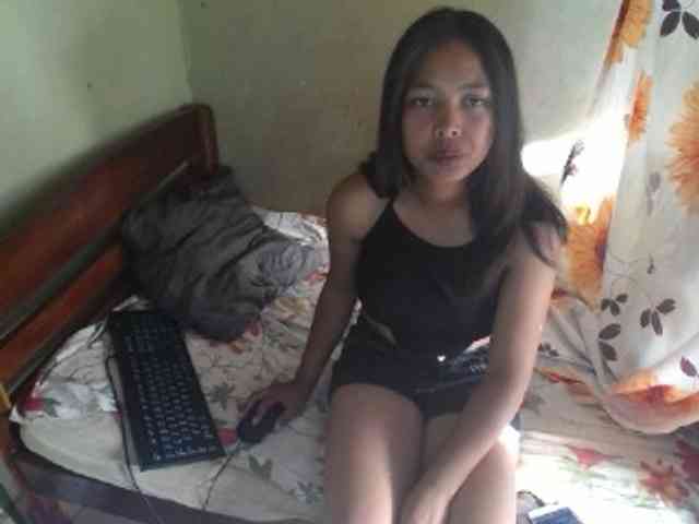 AmeliaHot