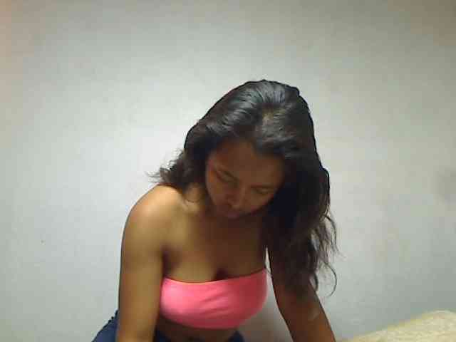 AmeliaHot