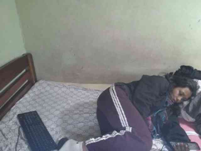 AmeliaHot