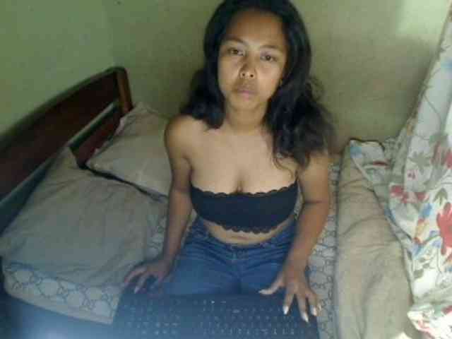 AmeliaHot webcam