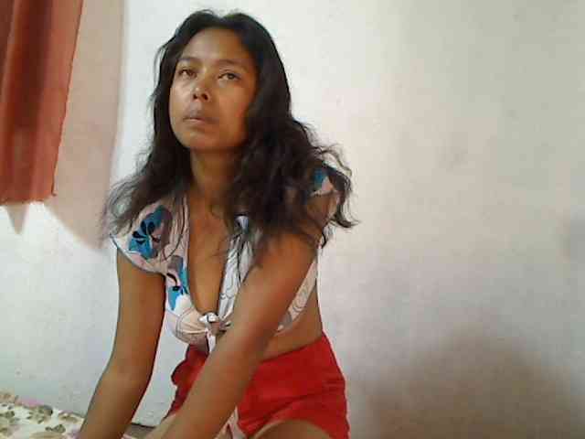 AmeliaHot