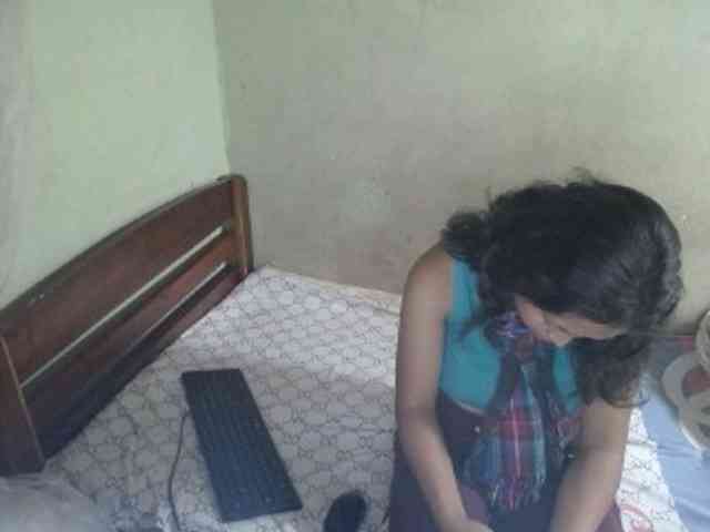 AmeliaHot