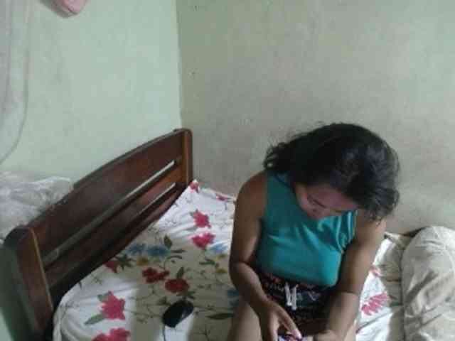 AmeliaHot