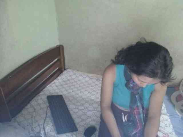 AmeliaHot