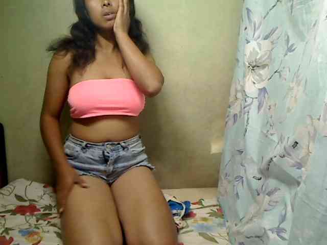 AmeliaHot webcam