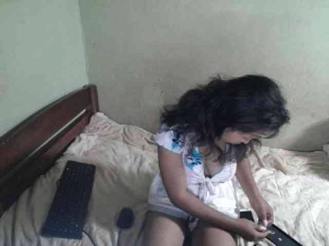AmeliaHot webcam