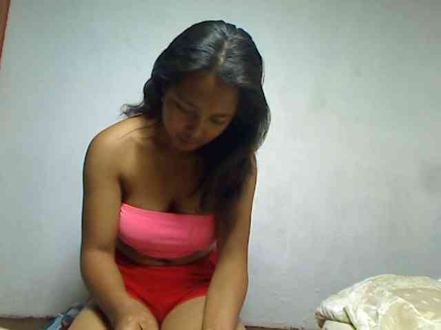 AmeliaHot