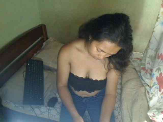 AmeliaHot webcam
