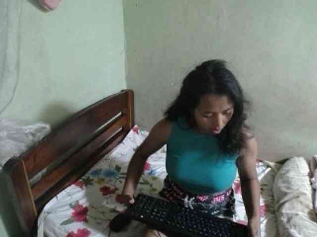 AmeliaHot webcam