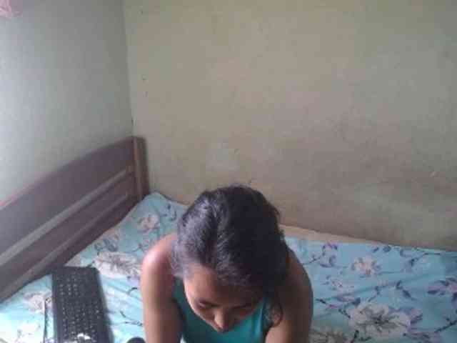 AmeliaHot