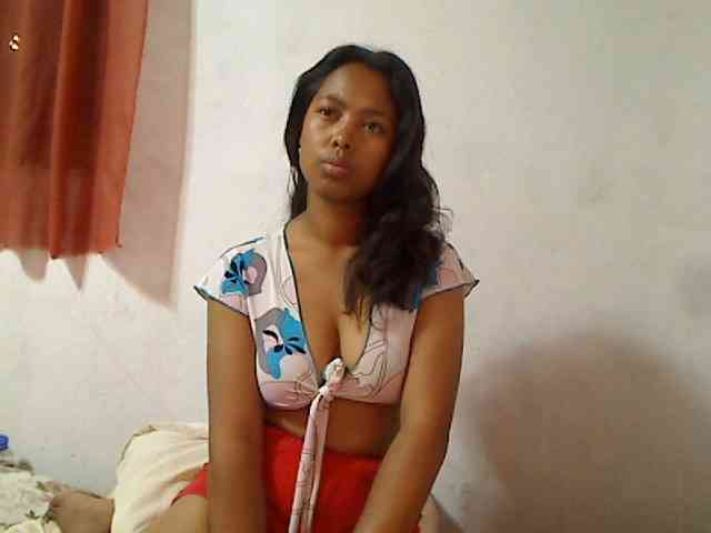 AmeliaHot
