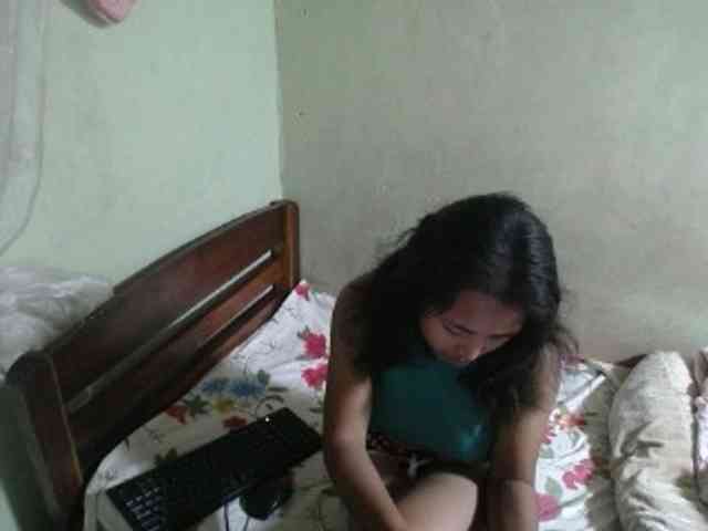 AmeliaHot