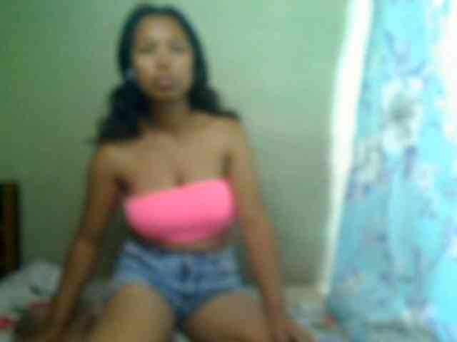 AmeliaHot webcam