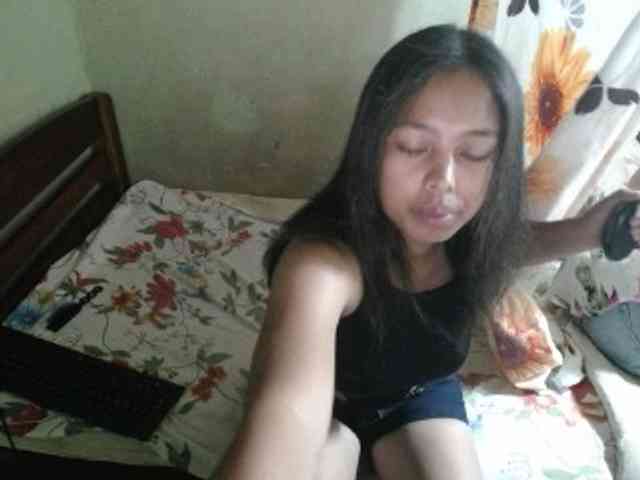 AmeliaHot