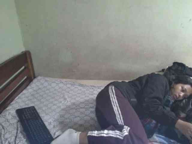 AmeliaHot