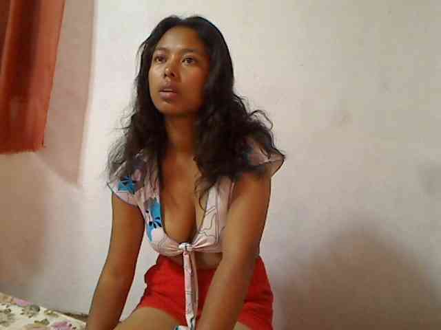 AmeliaHot