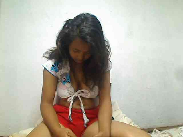 AmeliaHot