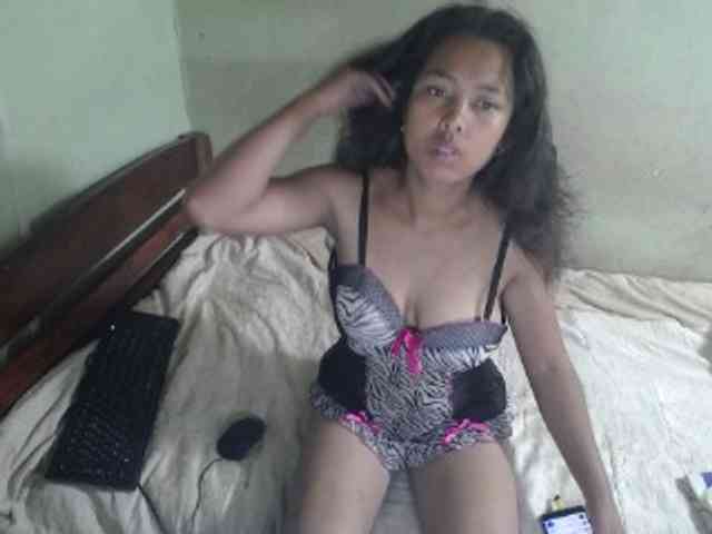 AmeliaHot webcam